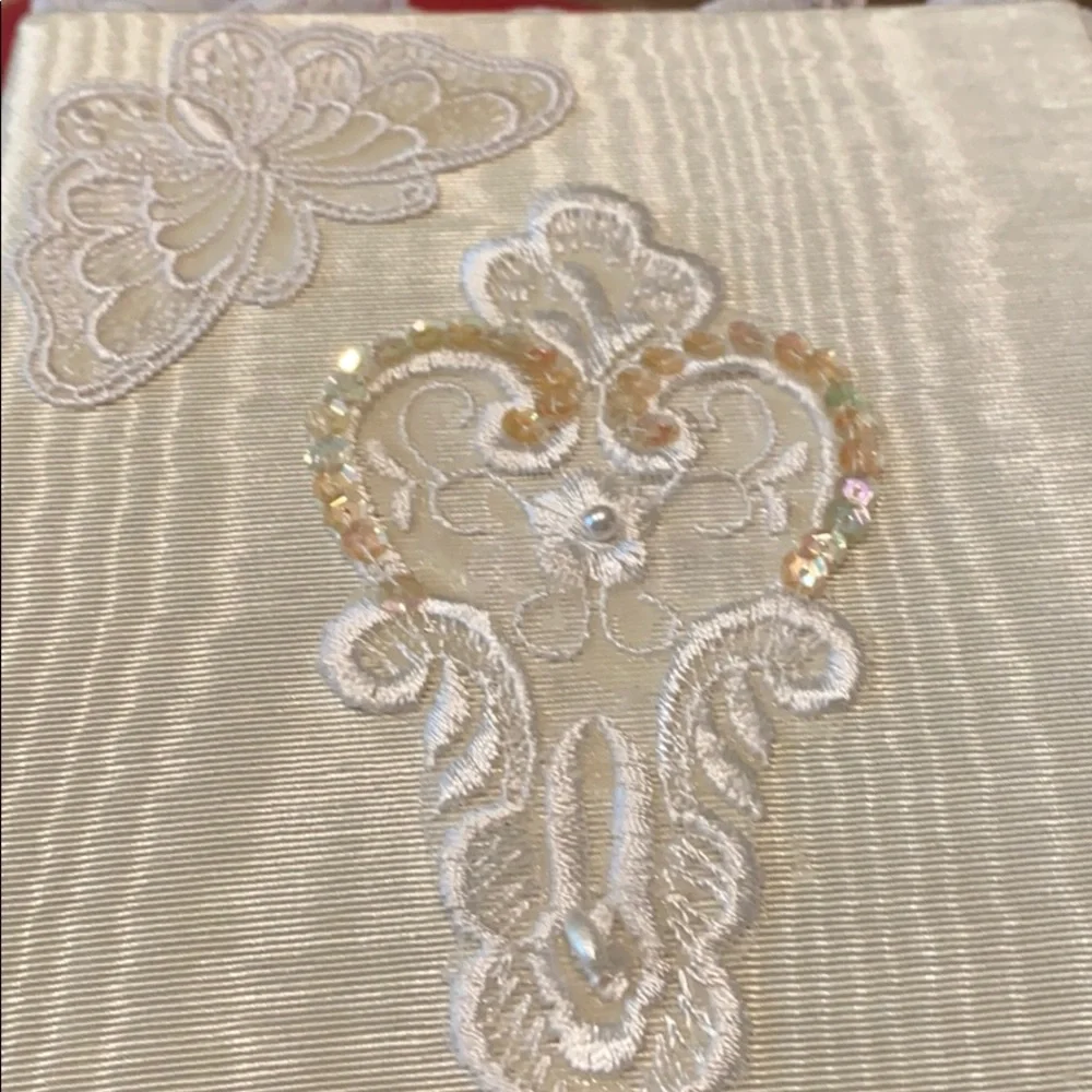 NEW Hand-Made Fabric & Lace-Trimmed Photo Album